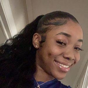 Meet your Posher, Kiara